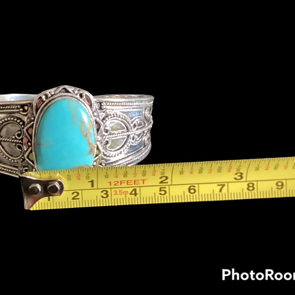 Silver with Turquoise gem Cuff bracelet - Picture 8 of 9